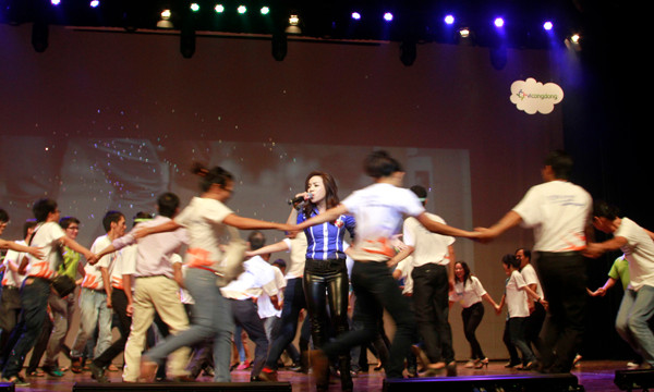 Cùng giai điệu mạnh mẽ của 