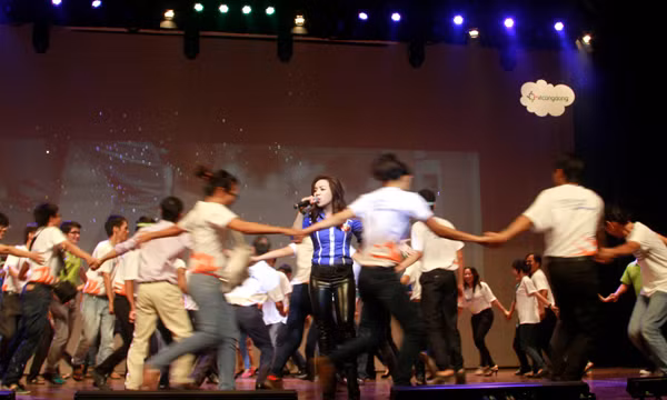 Cùng giai điệu mạnh mẽ của 