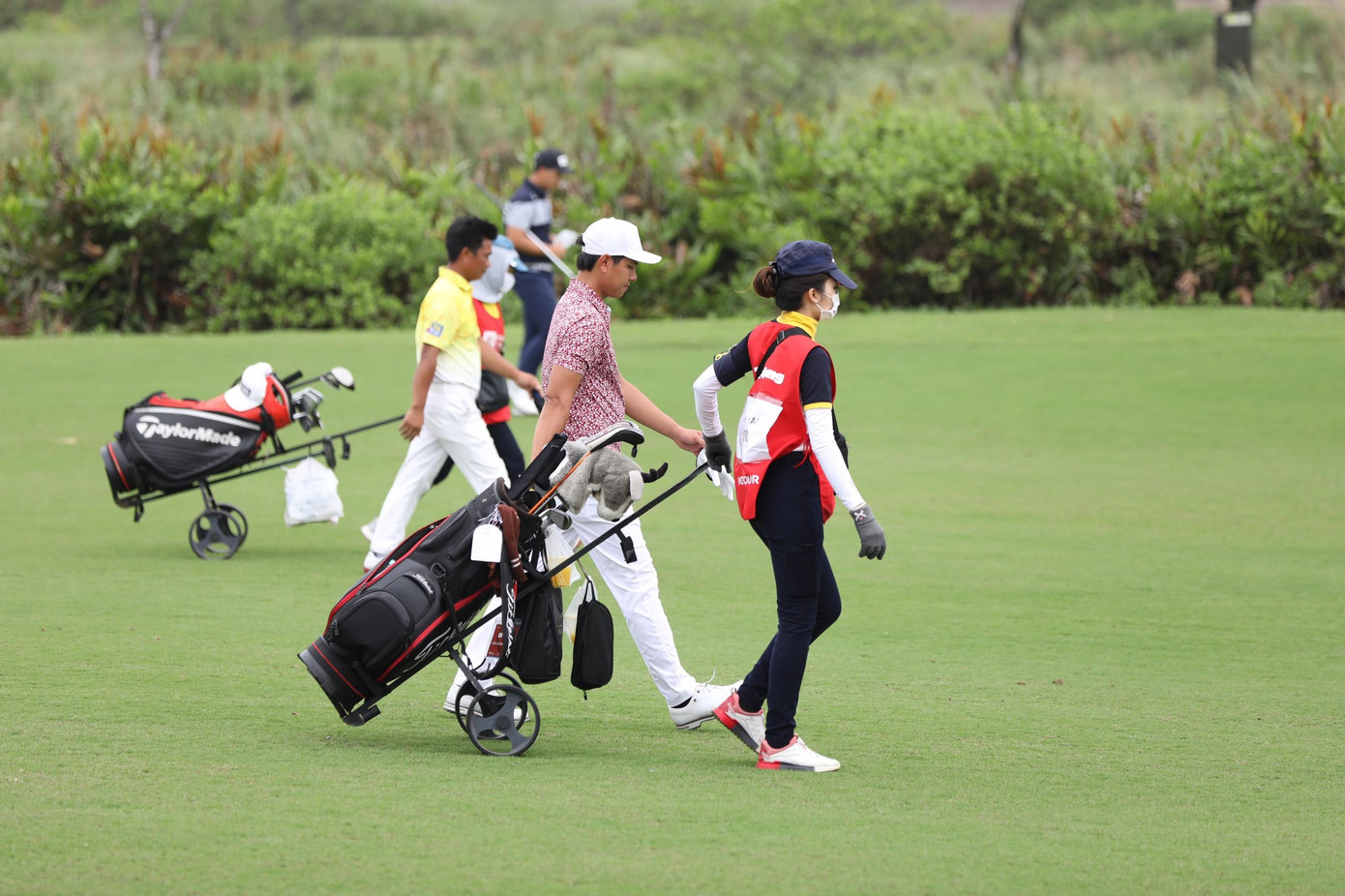 Golf đang ngày càng trở thành môn thể thao được nhiều người yêu thích tại Việt Nam. (ảnh Như Ý) Golf đang ngày càng trở thành môn thể thao được nhiều người yêu thích tại Việt Nam. (ảnh Như Ý)