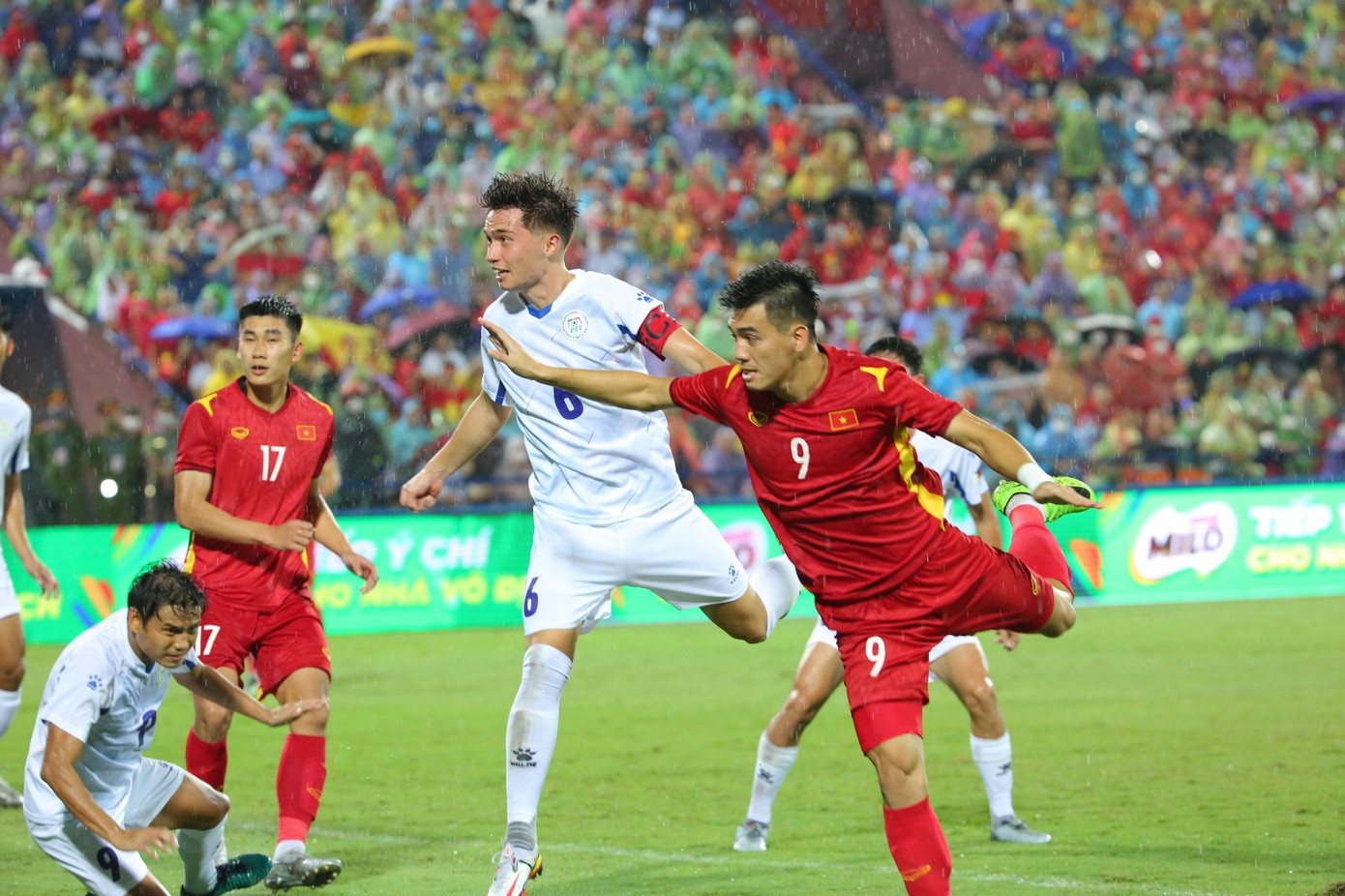 U23 Việt Nam không phá vỡ được hệ thống phòng ngự dày đặc của U23 Philippines (ảnh Trọng Tài) U23 Việt Nam không phá vỡ được hệ thống phòng ngự dày đặc của U23 Philippines (ảnh Trọng Tài)