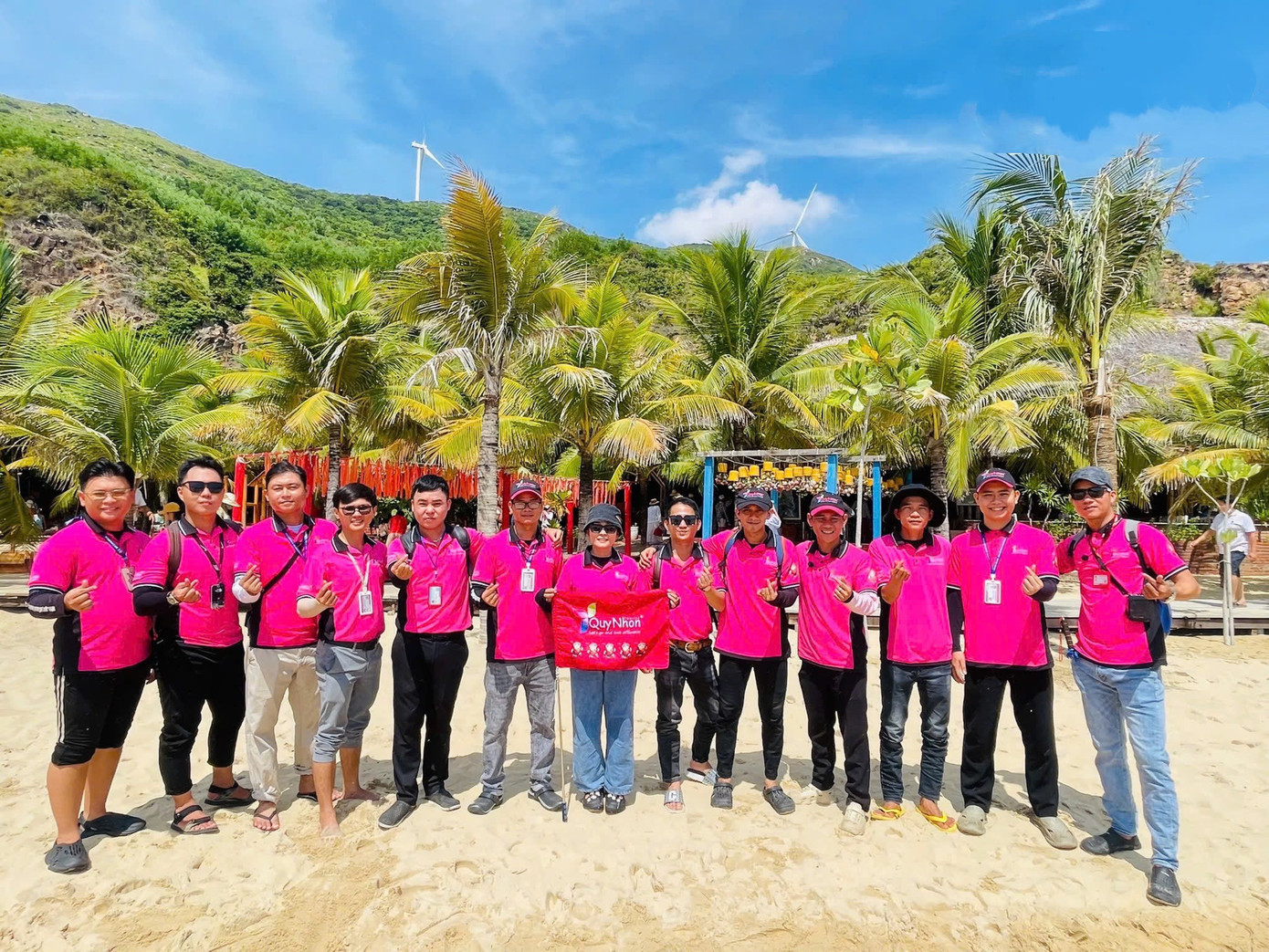 Đội ngũ nhân viên chuyên nghiệp tại Quy Nhơn Tourist