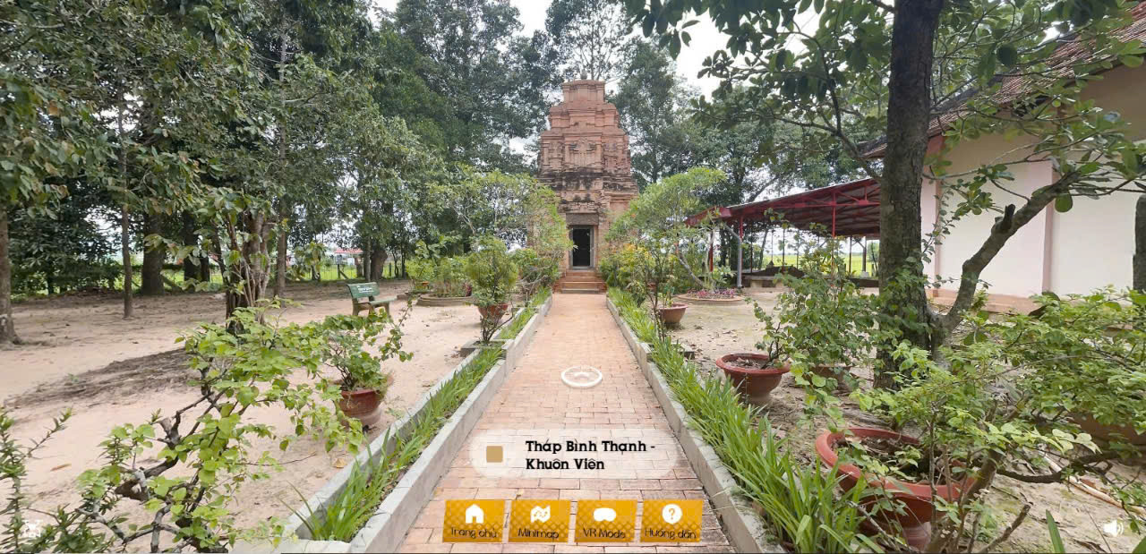 Tháp cổ Bình Thạnh