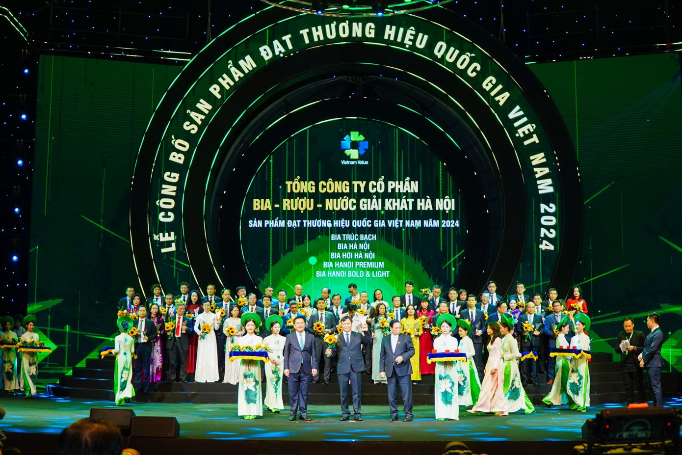 Ông Trần Đình Thanh, Chủ tịch HĐQT Habeco nhận giải thưởng Thương hiệu Quốc gia lần thứ 7 liên tiếp