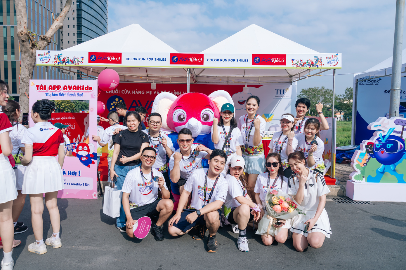 Đồng hành cùng sự kiện Color Run For Smiles 2024 là lời cam kết hướng đến tương lai tốt đẹp cho trẻ em Việt Nam của AVAKids Đồng hành cùng sự kiện Color Run For Smiles 2024 là lời cam kết hướng đến tương lai tốt đẹp cho trẻ em Việt Nam của AVAKids