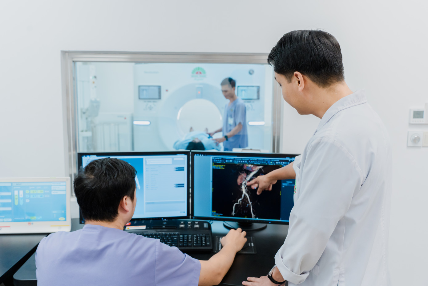 Hệ thống CT 2560 lát cắt được đưa vào hoạt động thường quy tại BVĐK Hồng Ngọc