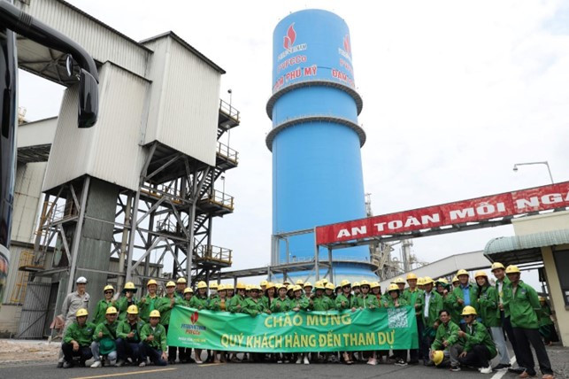 Đón tiếp đoàn khách hàng Khu vực Lâm Đồng tại Nhà máy Đạm Phú Mỹ