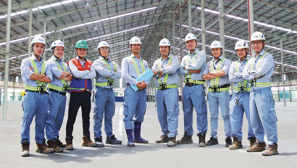 Tại AZB con người phù hợp là giá trị cốt lõi của doanh nghiệp