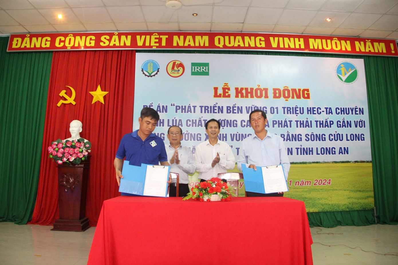 Tại lễ phát động, Hợp tác xã ấp 1 Tân Tây đã ký kết hợp tác với Công ty Cổ phần MTK Hữu Thành; Công ty TNHH MTV Tư Sang và doanh nghiệp bao tiêu đầu ra.