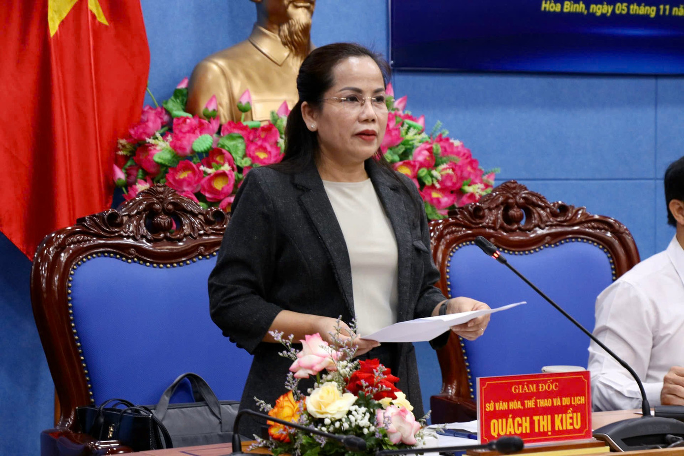 Bà Quách Thị Kiều, Giám đốc Sở Văn hóa, Thể thao và Du lịch phát biểu tại họp báo