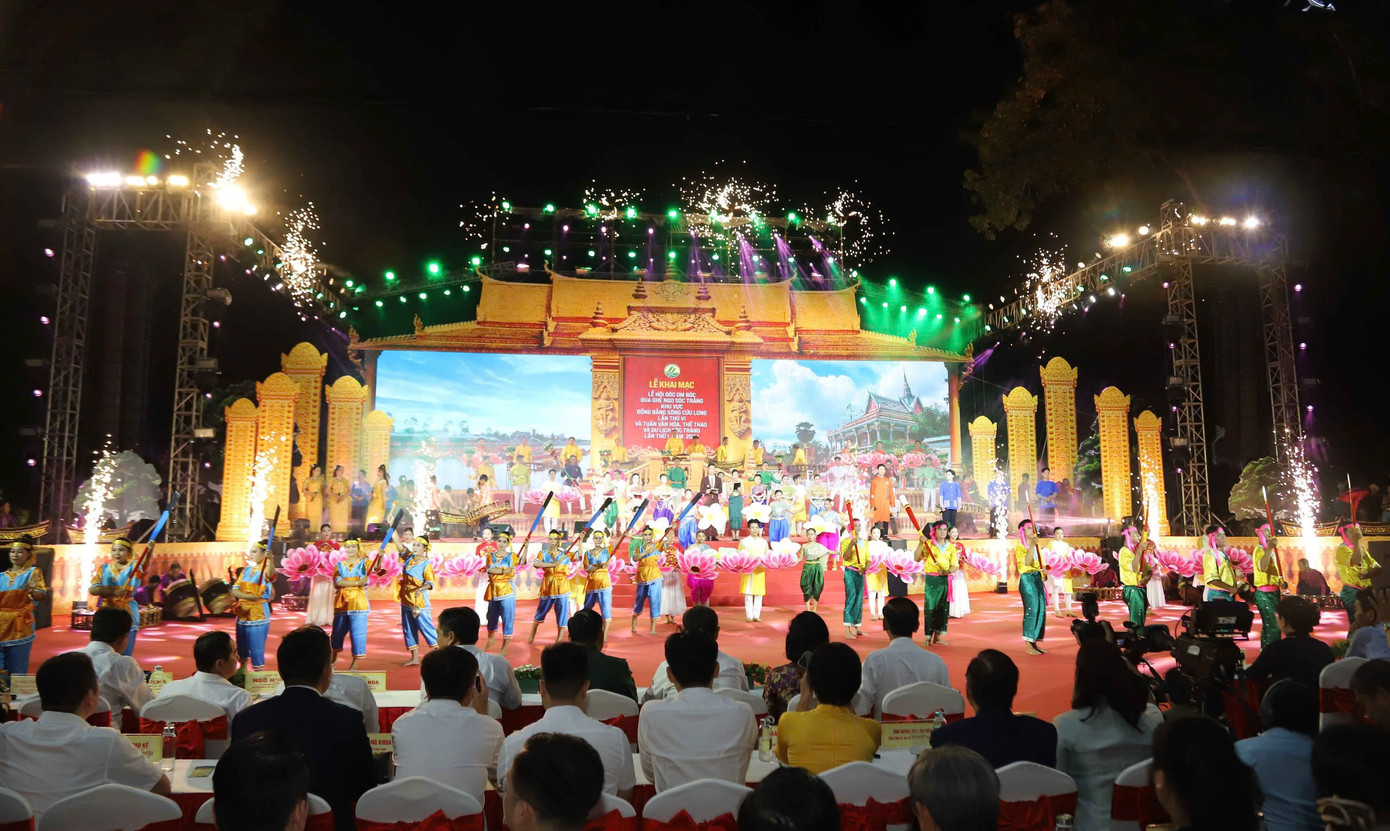 Lễ hội diễn ra trong 7 ngày (từ ngày 9/11 đến ngày 15/11/2024). Lễ hội diễn ra trong 7 ngày (từ ngày 9/11 đến ngày 15/11/2024).