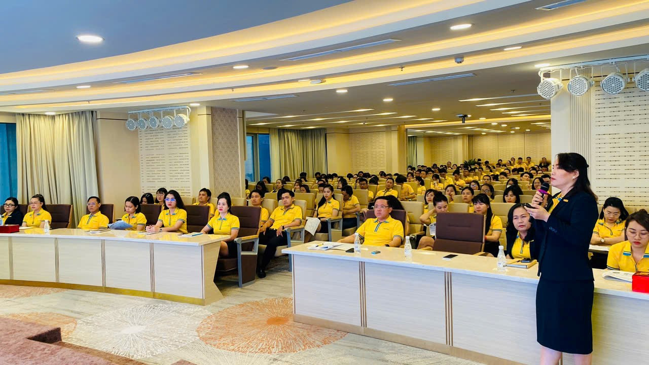 Đội ngũ giảng viên nội bộ Nam A Bank đã góp phần không nhỏ vào sự phát triển của Ngân hàng. Đội ngũ giảng viên nội bộ Nam A Bank đã góp phần không nhỏ vào sự phát triển của Ngân hàng.