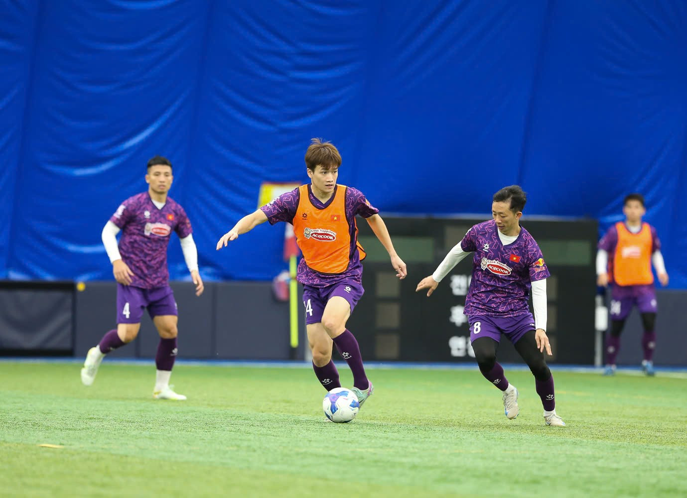 Đội tuyển Việt Nam bước vào tập luyện, hướng tới ASEAN Cup 2024. (Nguồn: Acecook Việt Nam) Đội tuyển Việt Nam bước vào tập luyện, hướng tới ASEAN Cup 2024. (Nguồn: Acecook Việt Nam)