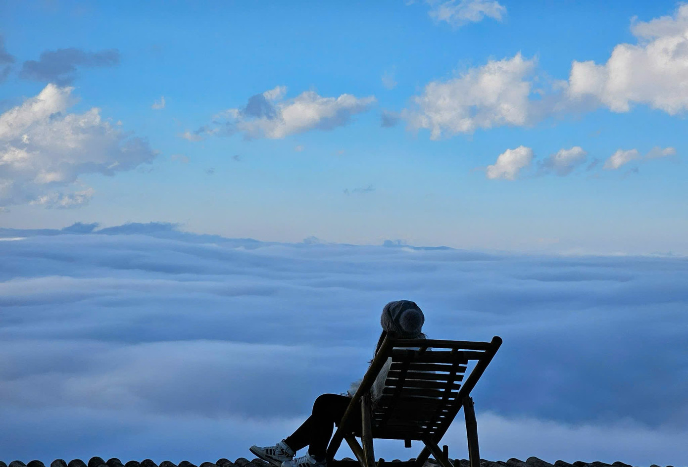 Y Tý được xem là điểm săn mây lý tưởng thu hút du khách gần xa