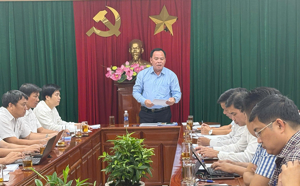 Chủ tịch UBND tỉnh Đồng Nai – Võ Tấn Đức chủ trì buổi làm việc Chủ tịch UBND tỉnh Đồng Nai – Võ Tấn Đức chủ trì buổi làm việc