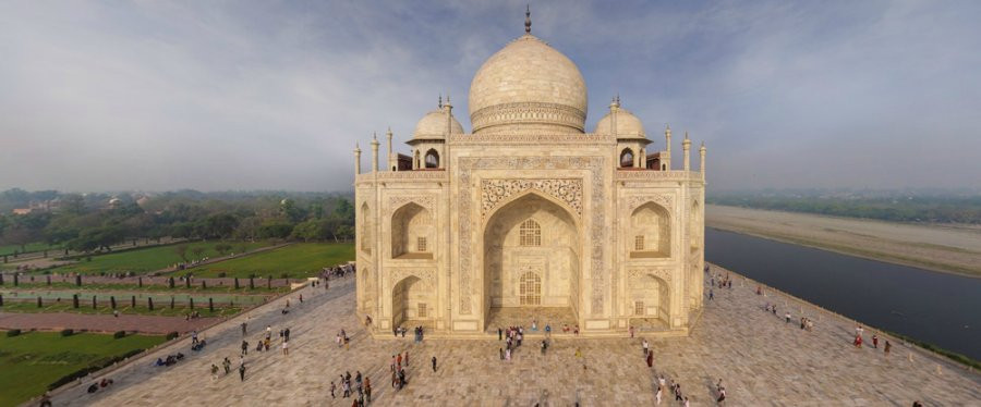 Chính điện Taj Mahal cao tới 168 m