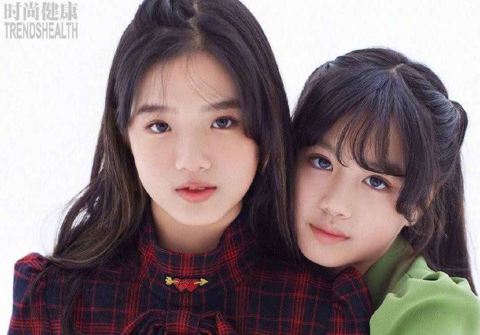 So với chị gái Trương Mẫn Quân (Yasmine Ross), Jaden và Cayla kín tiếng hơn. Hai cô bé là con của Chung Lệ Đề với chồng thứ hai, nhà sản xuất âm nhạc Jon Yen (kết hôn 2003 - 2011).