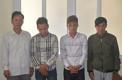 Nhóm thanh niên sắm ôtô đi trộm chó ảnh 1