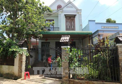 Nhà dân bị cài mìn, phát nổ lúc nửa đêm ảnh 1