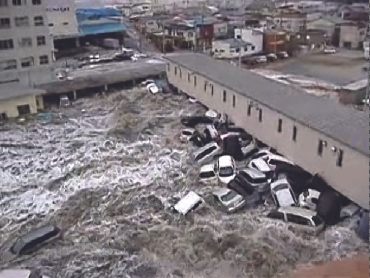 Mọi thứ bị cuốn phăng 