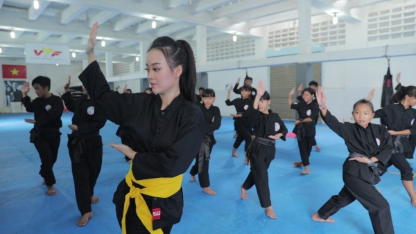 Những 9X 'đốn tim' nửa thế giới vì sắc-võ vẹn toàn ảnh 1