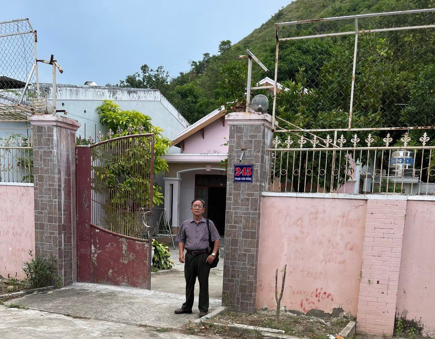 Cả UBND TP. Nha Trang và UBND tỉnh Khánh Hoà ban hành nhiều quyết định thu hồi đất của ông Phạm Văn Tuân trái quy định