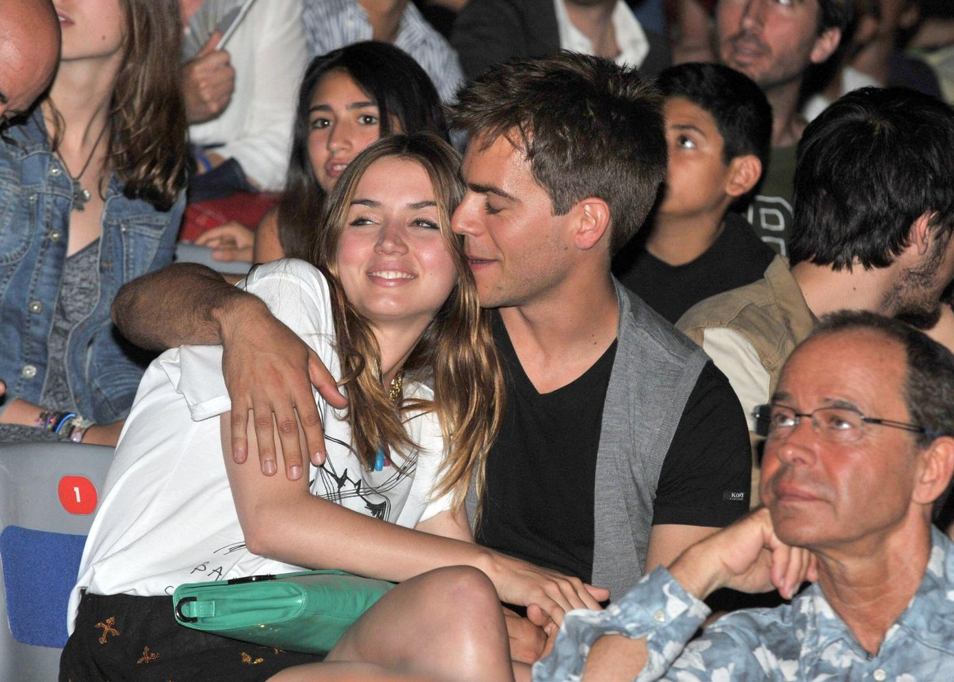 Về đời tư, Ana từng hẹn hò với Ben Affleck từ năm 2020 đến năm 2021 (phải). Trước đó, cô kết hôn với nam diễn viên người Tây Ban Nha Marc Clotet từ năm 2011 đến năm 2013. Ảnh: Getty Images/Shutterstock.