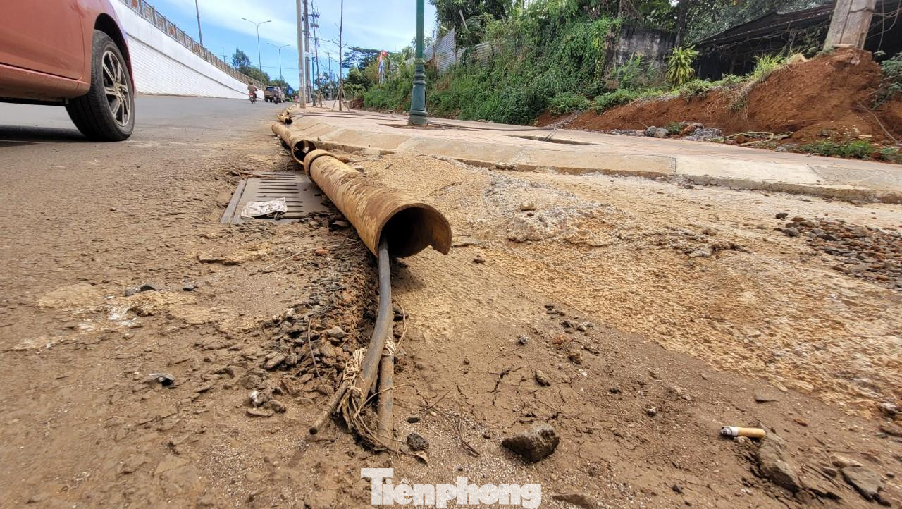 Cáp quang lộ thiên Cáp quang lộ thiên