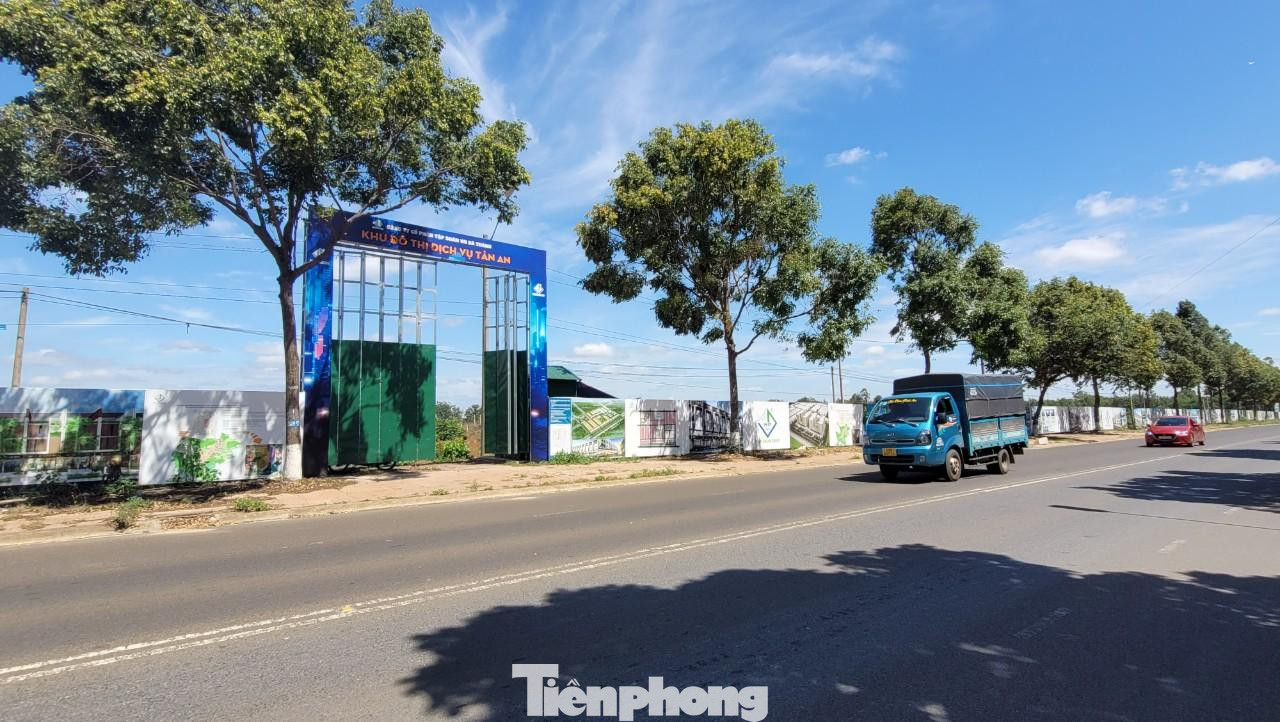 Cty VN Đà Thành dựng rào chắn tại vị trí thực hiện dự án, nhưng chưa được UBND tỉnh Đắk Lắk giao đất.