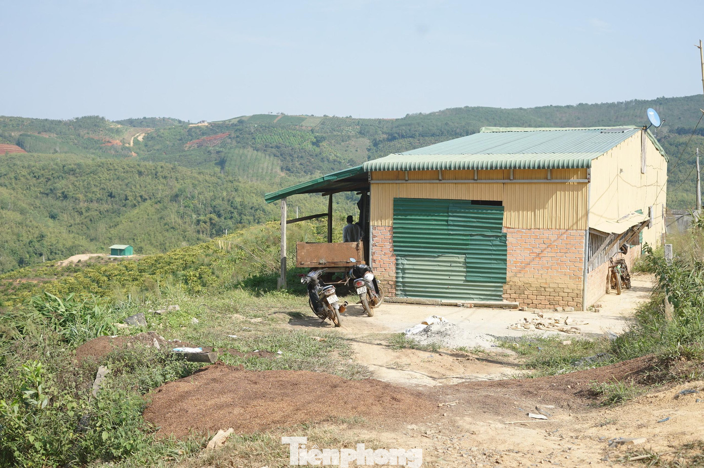 Người dân dựng nhà trên phần đất của ông Sơn