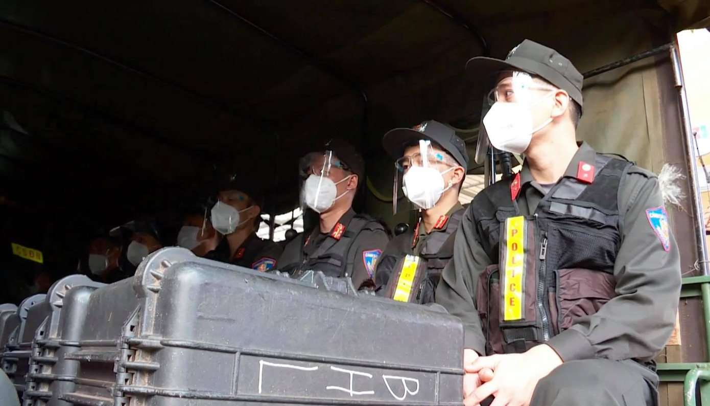 100 cán bộ, chiến sĩ đều đảm sức khỏe tốt để lên đường làm nhiệm vụ