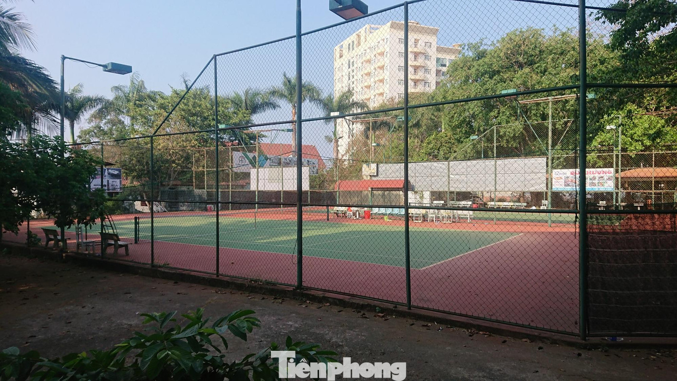 Sân tennis thuộc tài sản công nhưng Liên đoàn Lao động tỉnh Đắk Lắk cho cá nhân thuê lại 20 năm