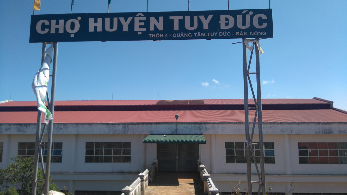 Chợ nông sản huyện Tuy Đức bỏ hoang gây lãng phí tiền đầu tư công