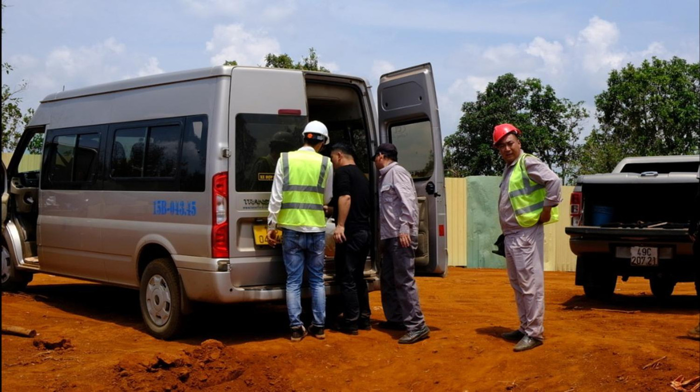 Lao động người Trung Quốc ở dự án điện gió huyện Đắk Song