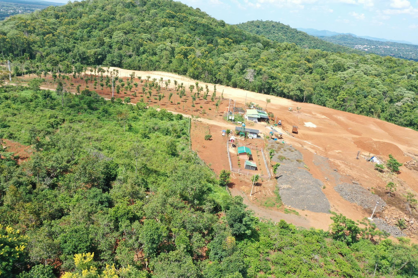 Toàn cảnh khu vực đất của ông Diễn ở thôn 6, xã Hòa Thắng Toàn cảnh khu vực đất của ông Diễn ở thôn 6, xã Hòa Thắng