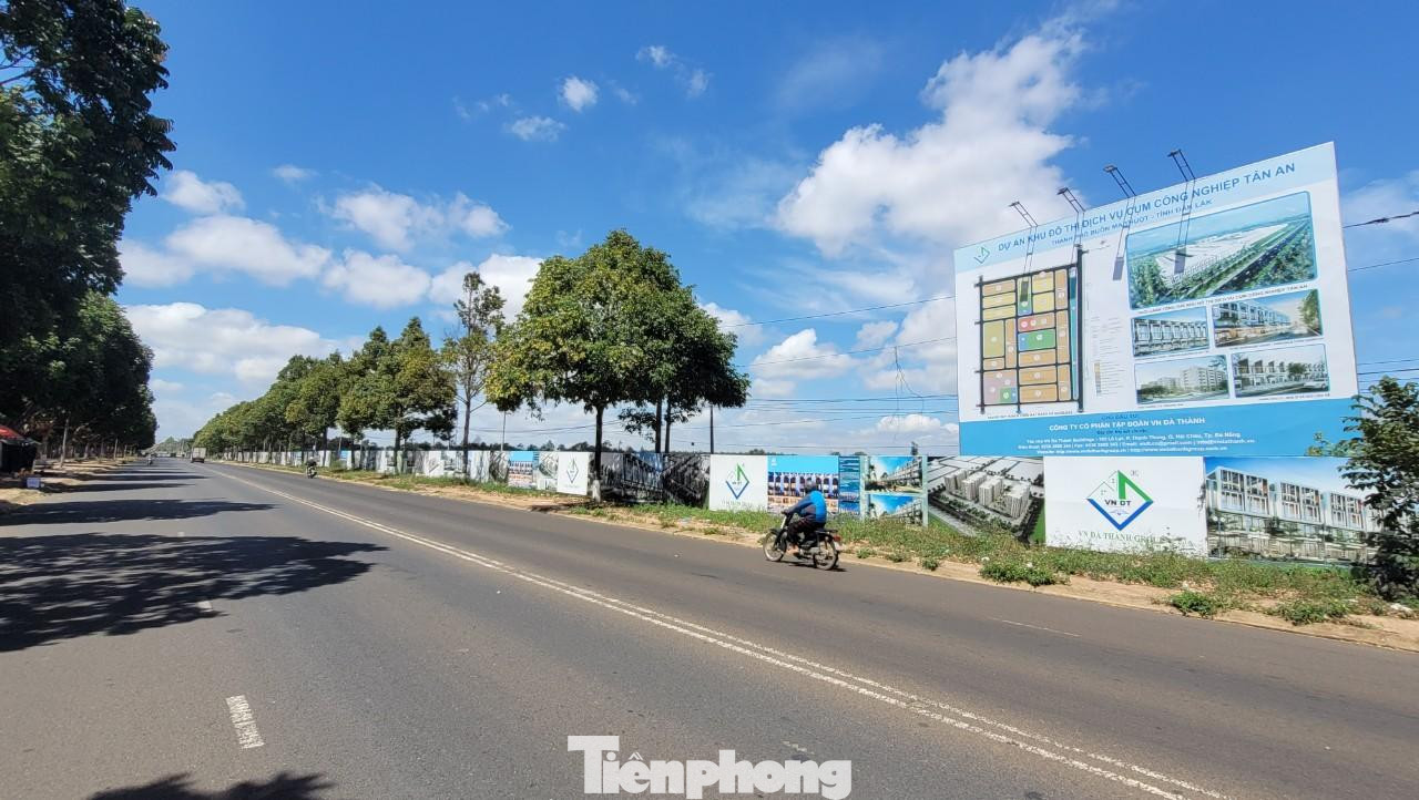 Vị trí khu đất dự án nằm ở vị trí đắc địa sát Tỉnh lộ 8