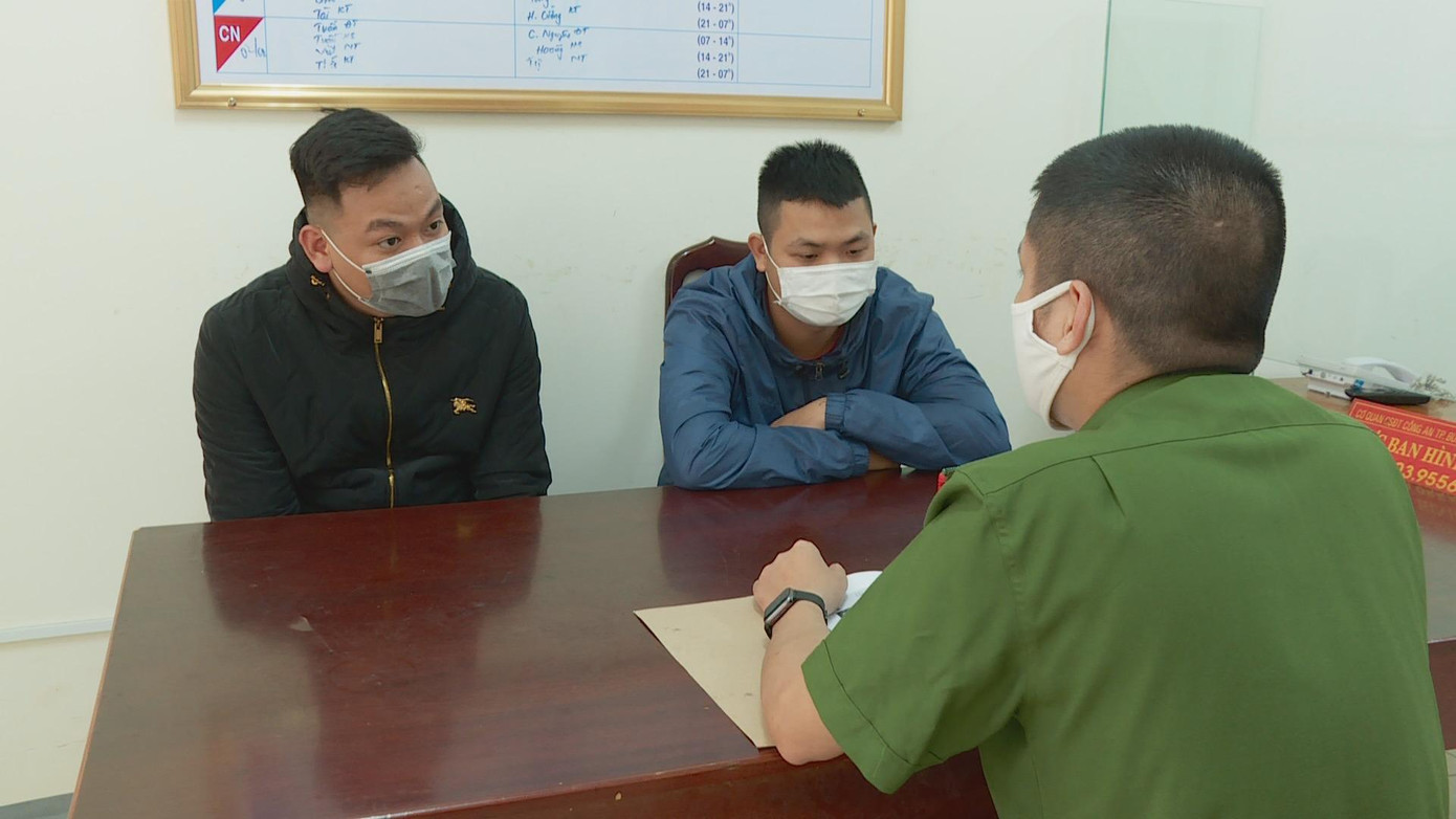 Cơ quan điều tra làm việc với các đối tượng