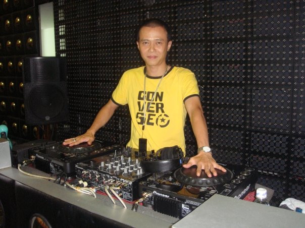DJ Hoàng trọc