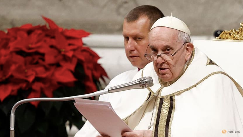 Giáo hoàng Francis lên án lòng tham và chiến tranh trong bài giảng đêm Giáng sinh 24/12. (Ảnh: Reuters) Giáo hoàng Francis lên án lòng tham và chiến tranh trong bài giảng đêm Giáng sinh 24/12. (Ảnh: Reuters)