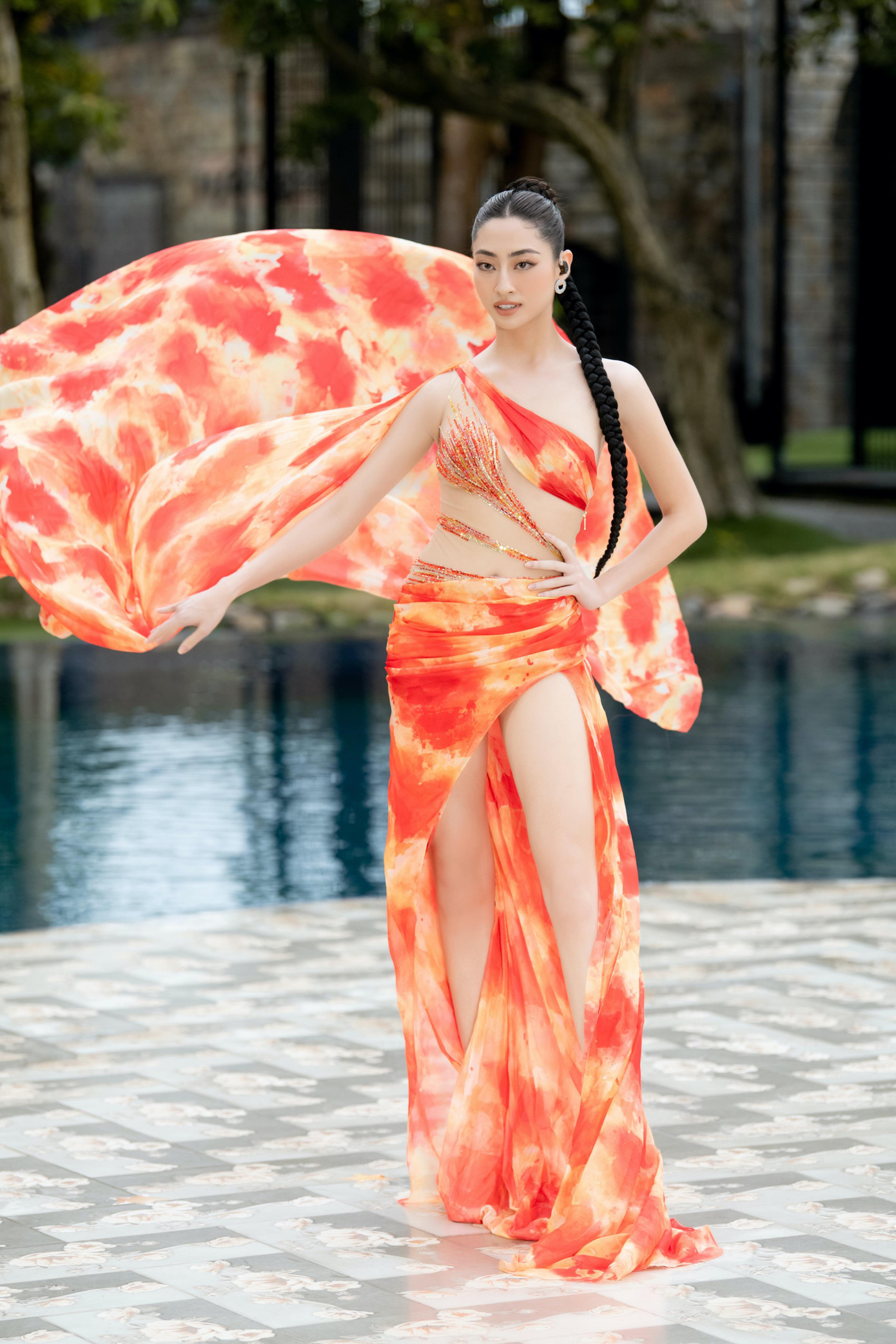 Lương Thùy Linh làm MC phần thi áo tắm (Swimsuit Competition) tại Miss Grand Vietnam 2022. Ảnh: BTC Miss Grand Vietnam 2022. Lương Thùy Linh làm MC phần thi áo tắm (Swimsuit Competition) tại Miss Grand Vietnam 2022. Ảnh: BTC Miss Grand Vietnam 2022.