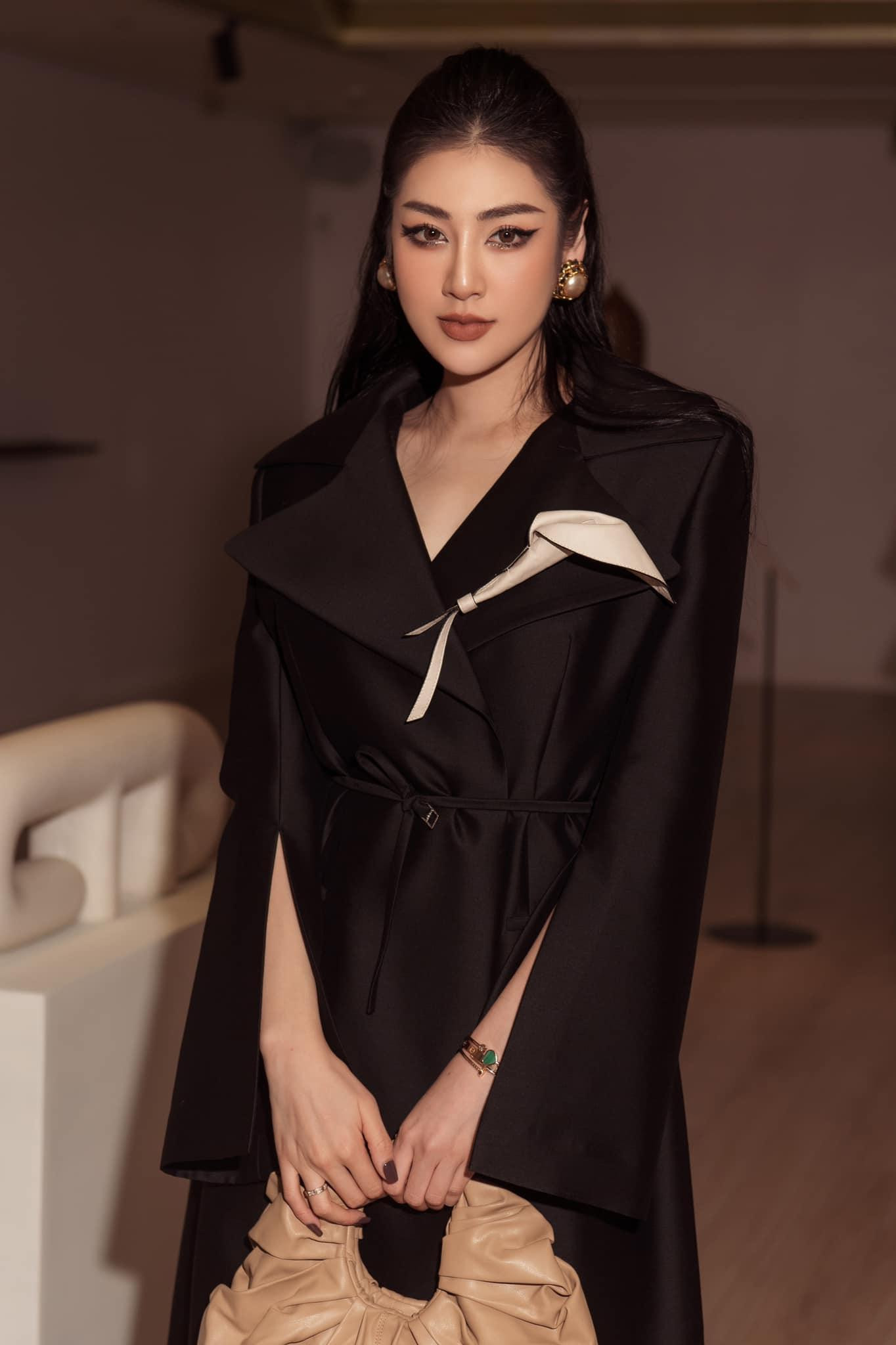 Nhan sắc ngày càng yêu kiều của Á hậu Việt Nam 2012 nhận nhiều lời khen ngợi từ các fans.