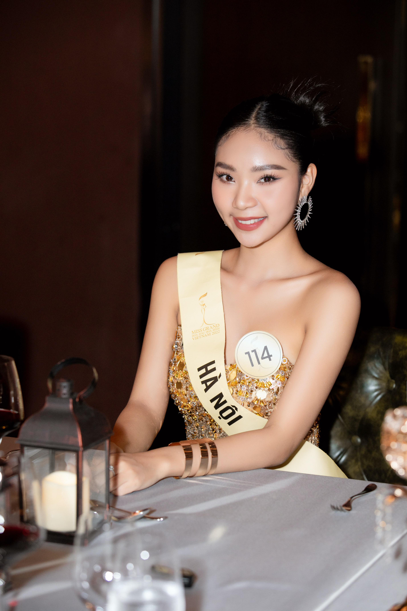 Thí sinh Huỳnh Thới Ngọc Thảo và Nguyễn Khánh Linh. Ảnh: BTC.