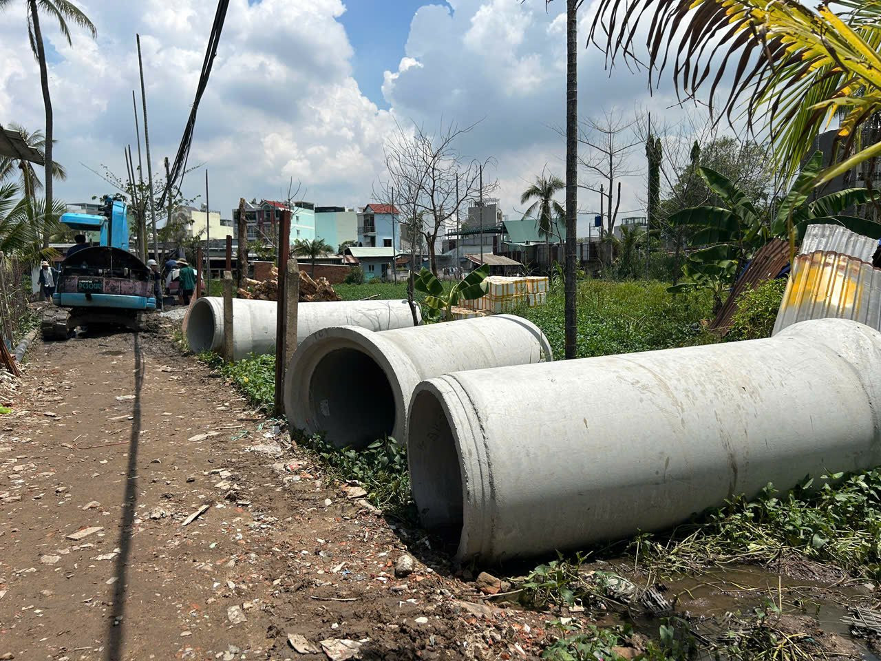 Công trình nâng cấp, cải tạo hẻm 789 chính thức khởi công từ ngày 10/4 và hiện đang được thi công khẩn trương. Ảnh: Chinh Hoàng