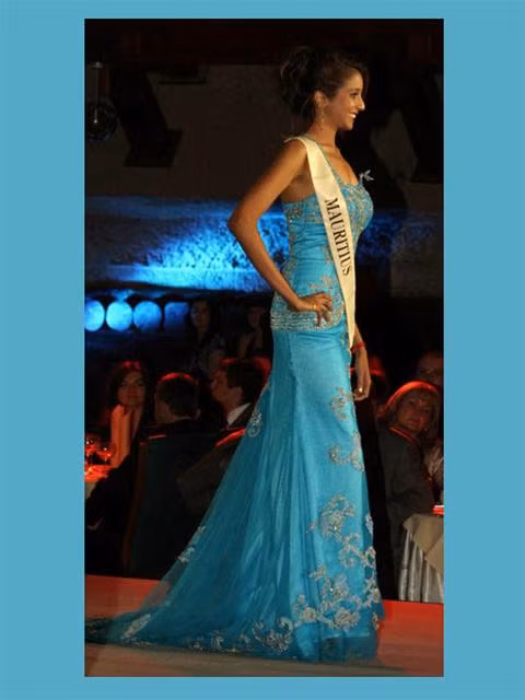 Hoa hậu Hà Lan Hoa hậu Ấn Độ Hoa hậu Kenya Hoa hậu Ireland Hoa hậu Venezuela Hoa hậu Ba Lan Hoa hậu Trung Quốc Hoa hậu CH Dominic Hoa hậu Colombia Hoa hậu CH Séc Hoa hậu Libăng Hoa hậu Rumani Hoa hậu Italia Hoa hậu Aruba Hoa hậu Babardos Hoa hậu Mỹ Hoa hậu Maritius Hoa hậu Angola