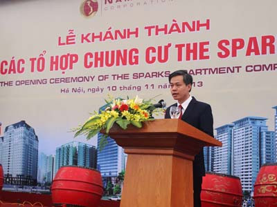 Tổng giám đốc Trần Oanh phát biểu tại buổi lễ. Tổng giám đốc Trần Oanh phát biểu tại buổi lễ