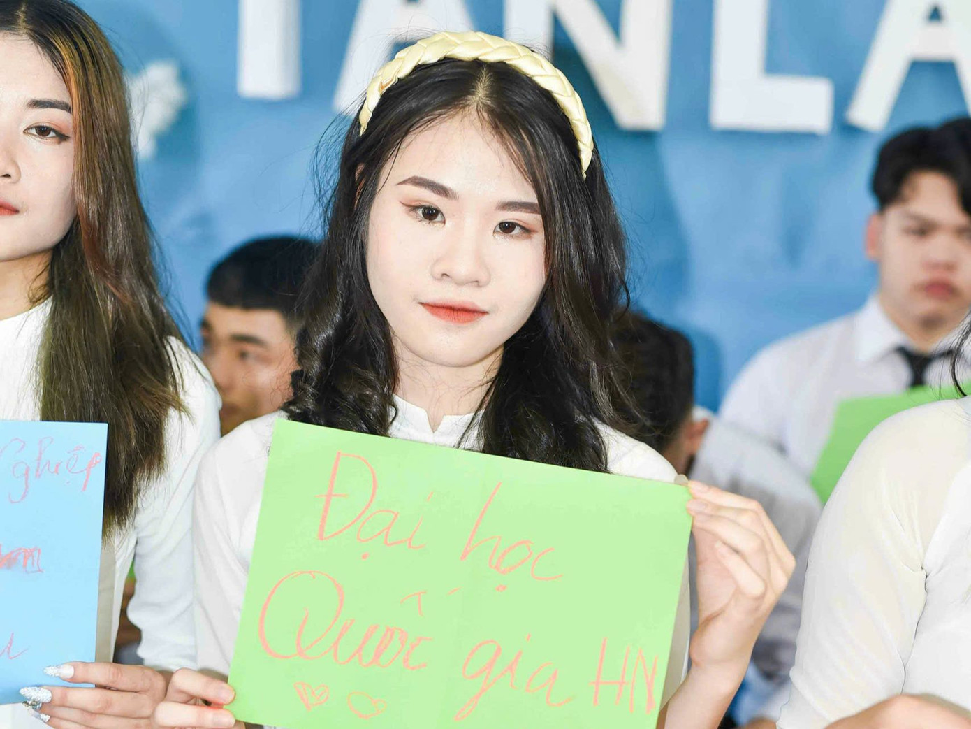 Bạn Quách Thanh Huyền - sinh viên Trường Đại học Giáo dục, Đại học Quốc gia Hà Nội cũng từng nhận được học bổng "Nâng bước thủ khoa" của Báo Tiền Phong.