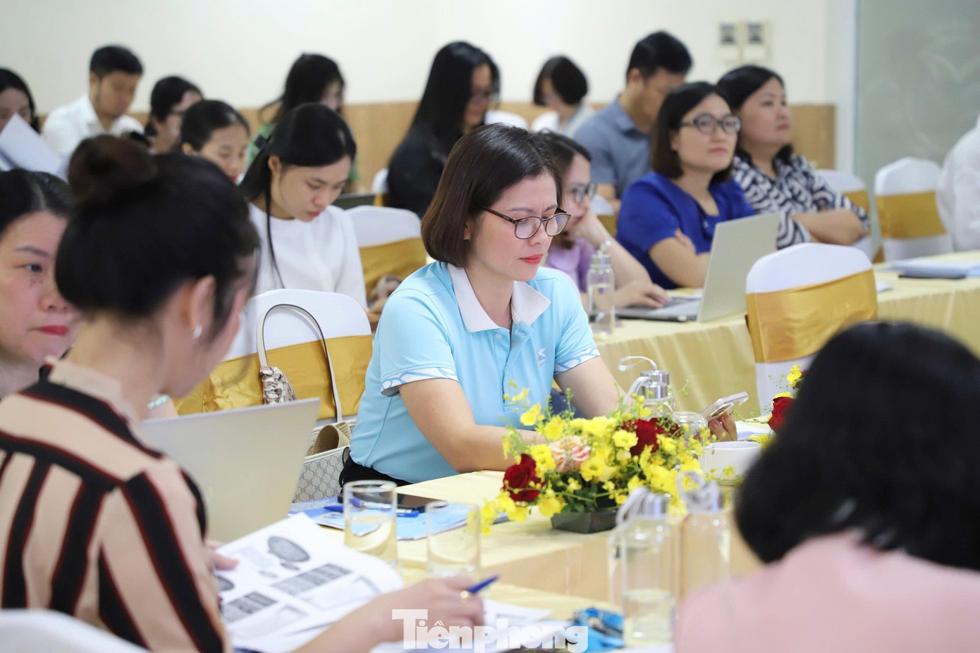 Các đại biểu, chuyên gia, nhà khoa học tham dự hội thảo. Các đại biểu, chuyên gia, nhà khoa học tham dự hội thảo.