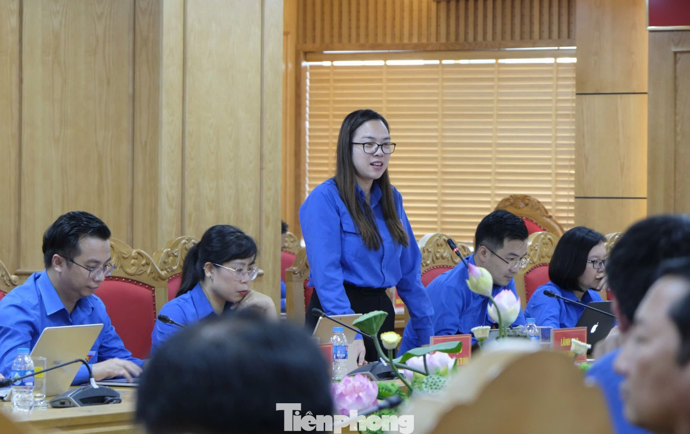 Đại diện lãnh đạo các ban T.Ư Đoàn chia sẻ tại hội nghị.