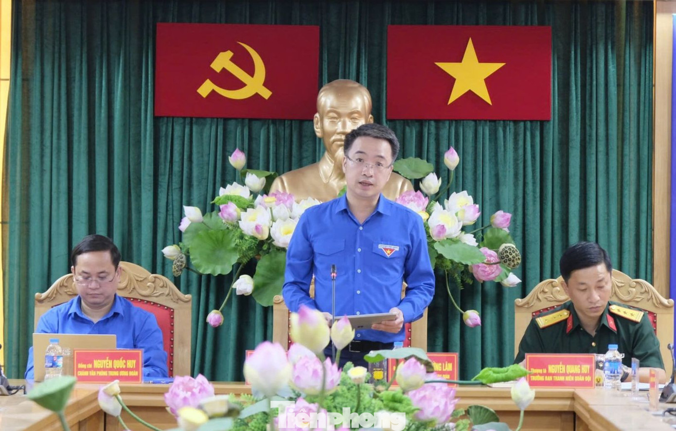 Anh Nguyễn Tường Lâm - Bí thư T.Ư Đoàn, Chủ tịch T.Ư Hội LHTN Việt Nam chủ trì hội nghị. Ảnh: Châu Linh