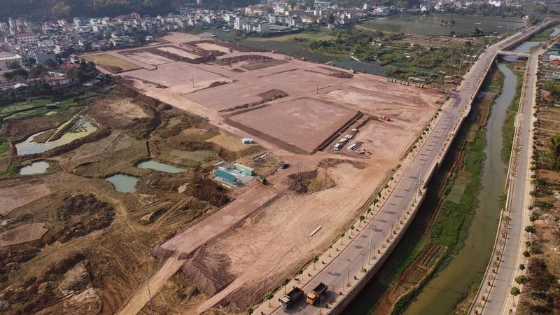 Công ty CP tập đoàn Picenza Việt Nam - chủ đầu tư dự án khu đô thị Picenza Riverside vừa bị Sở Xây dựng Sơn La &quot;tuýt còi&quot; vì huy động vốn trái phép.