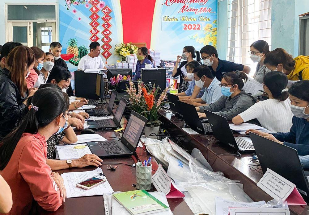 Bình Dương tăng cường nhân sự và trang thiết bị để thần tốc chi hỗ trợ tiền thuê nhà cho người lao động